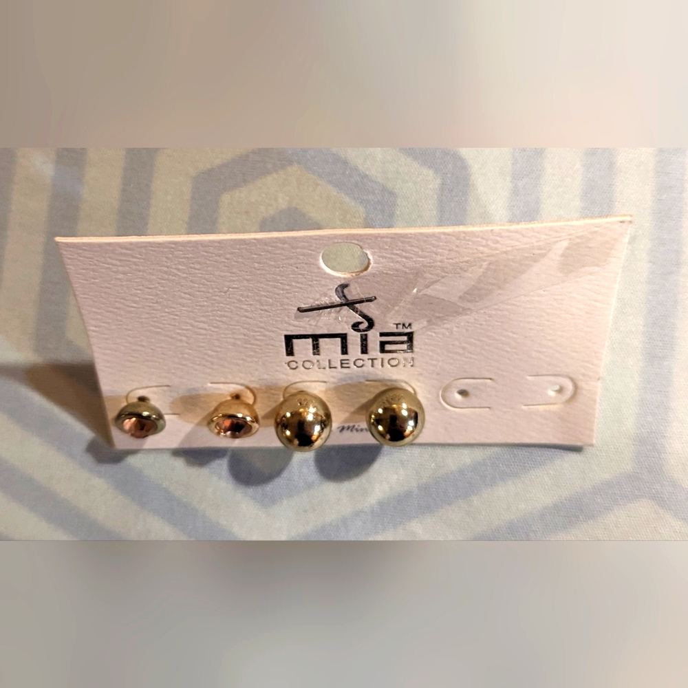 NWT Mia Collection Earrings by Kim Min Sun
